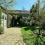 Charming House Villa Ury