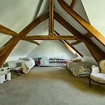 Charming House Villa Ury