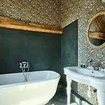 Villa Charming House *