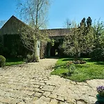 Villa Charming House Ury