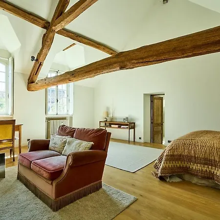 Villa Charming House Ury