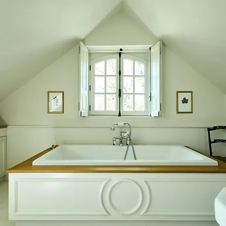 Villa Charming House Ury