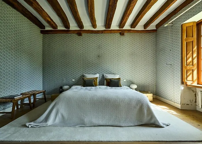 Vila Charming House Ury