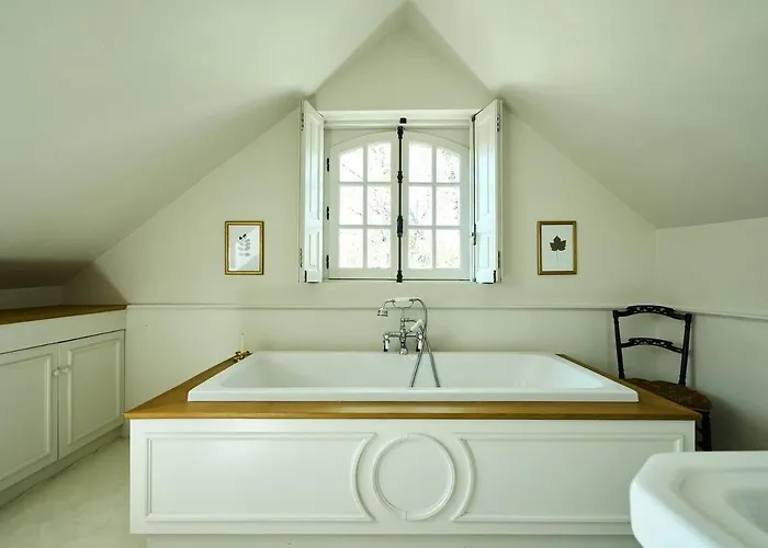 Vila Charming House Ury