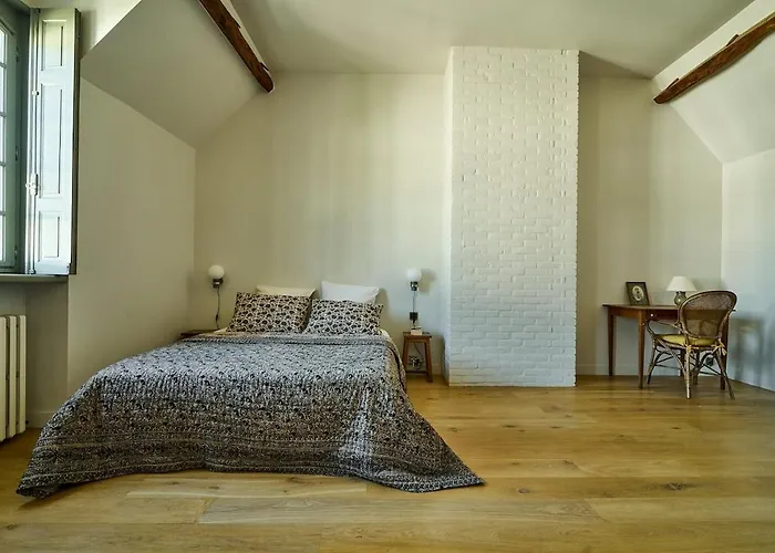 Vila Charming House Ury